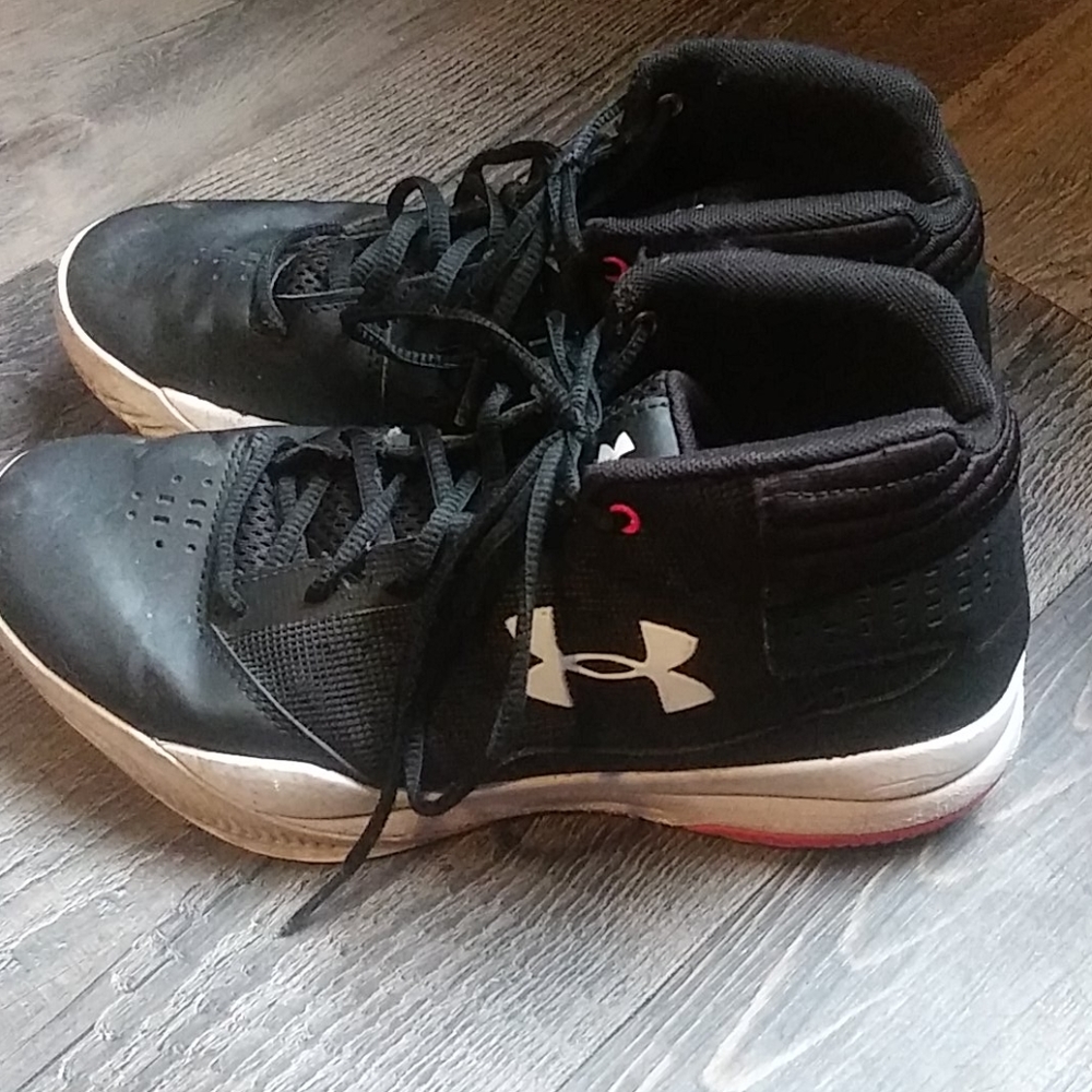 Boys size 6Y